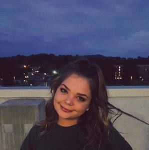 Meet your Posher, Eliana